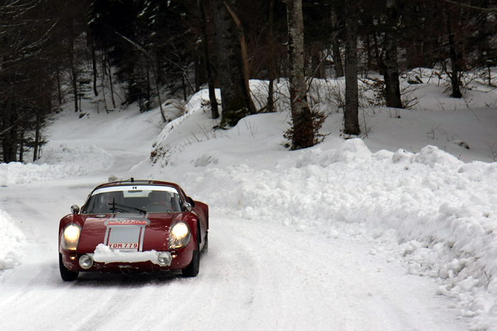 Avec une Porsche 904 GTS, il faut oser. Les Belges Jean-Claude Castelein et Filip Deplancke l’ont fait en 2009